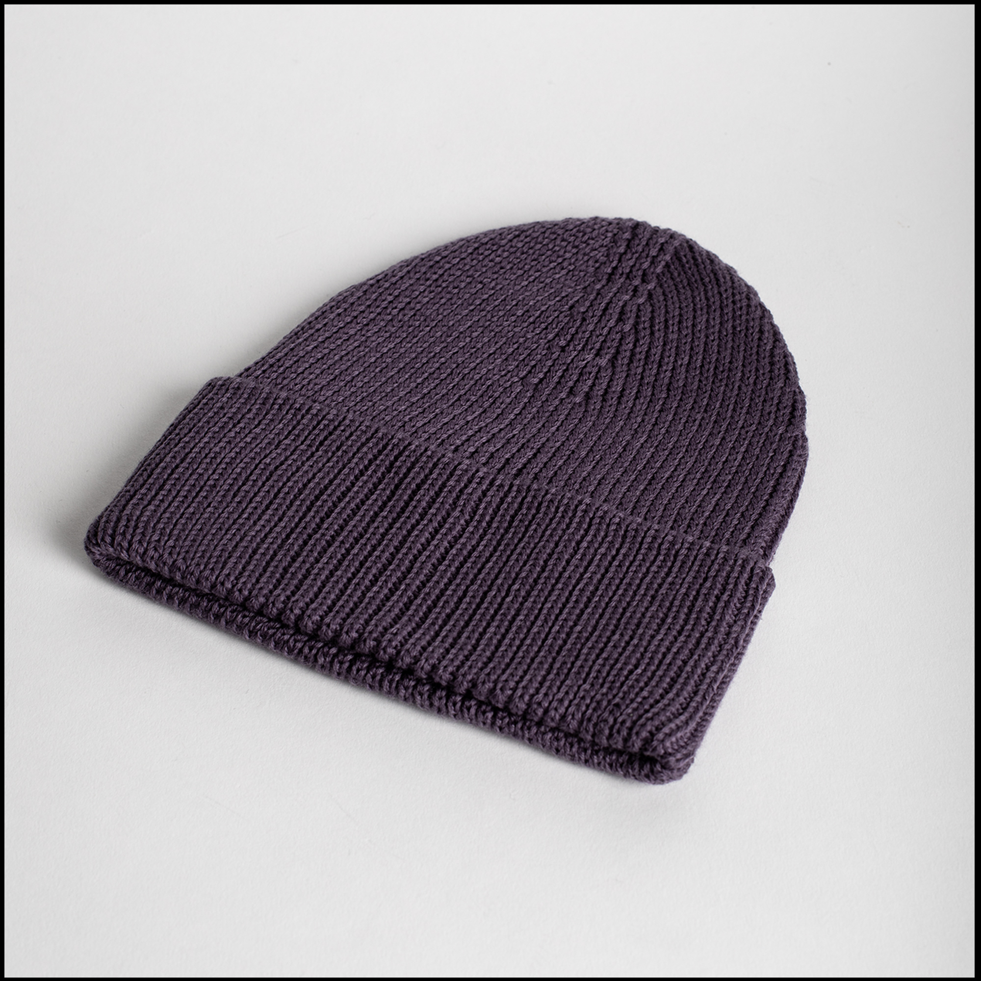 VICKO beanie in Purple color by Arpenteur