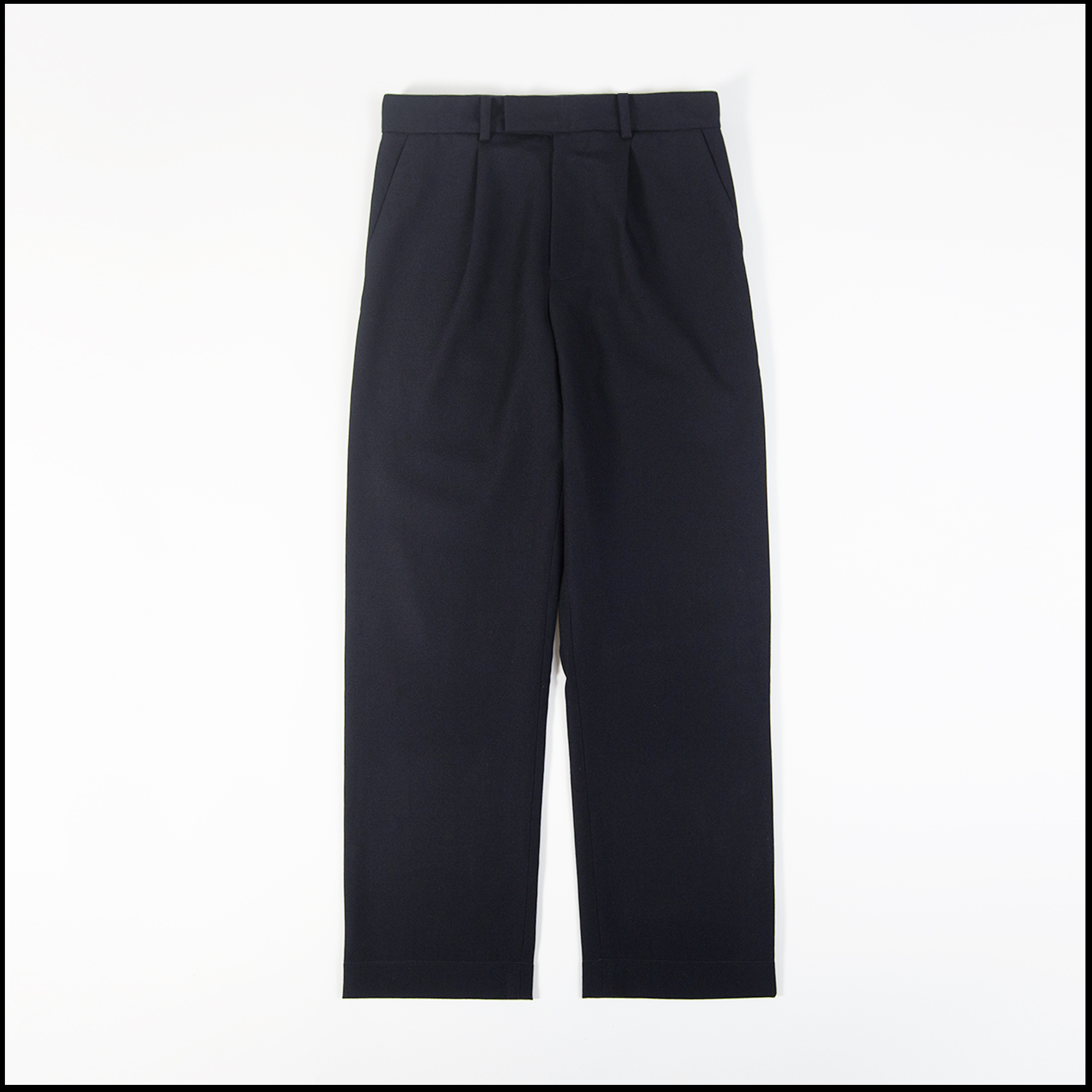 Pantalon ZEAL coloris Bleu nuit par Arpenteur