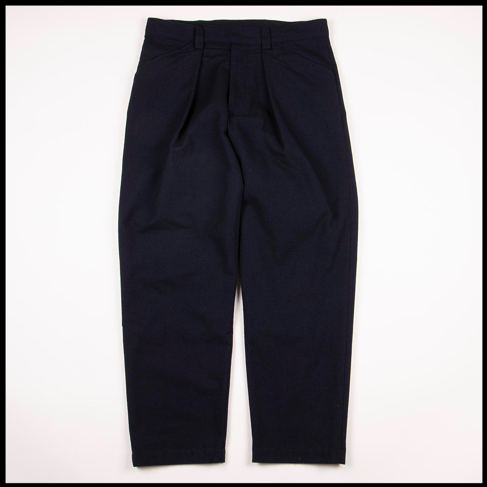 CHINO pants in Indigo color by Arpenteur