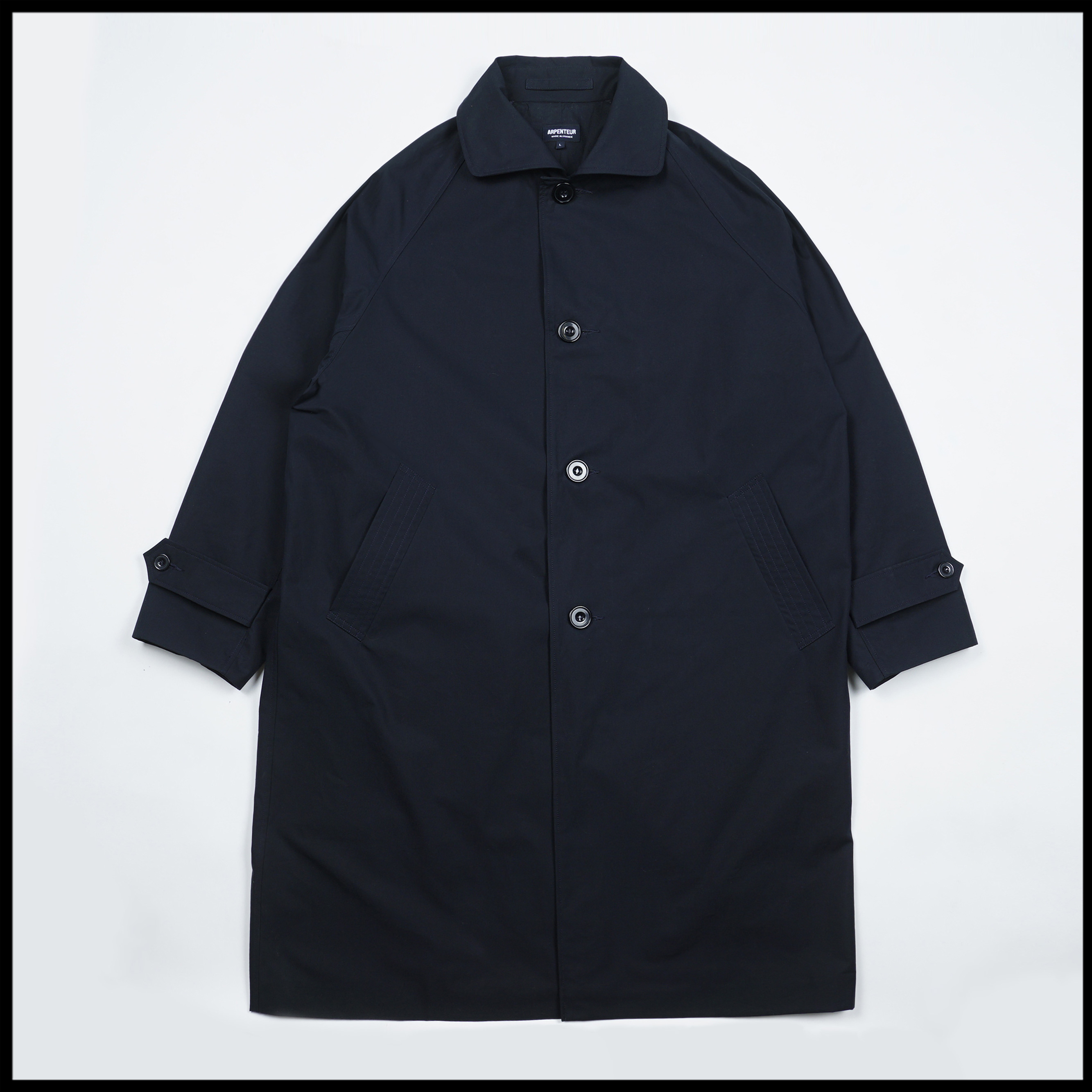 UTILE overcoat in Midnight blue color by Arpenteur