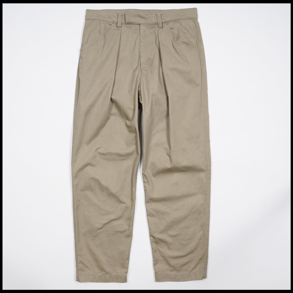 CHINO pants in Sand color by Arpenteur