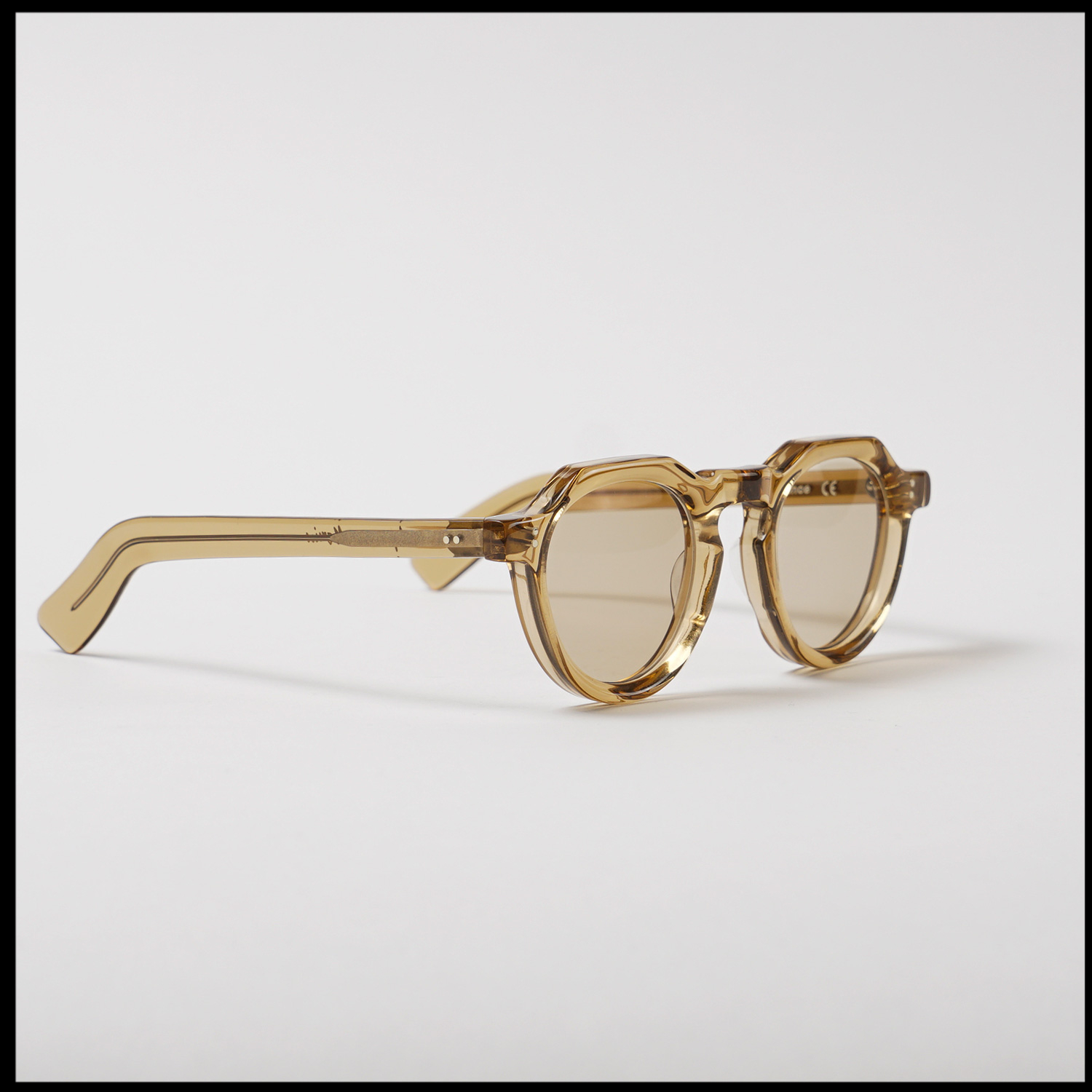 Sunglasses MOD.01 TRANSITIONS in Hazelnut color by Arpenteur