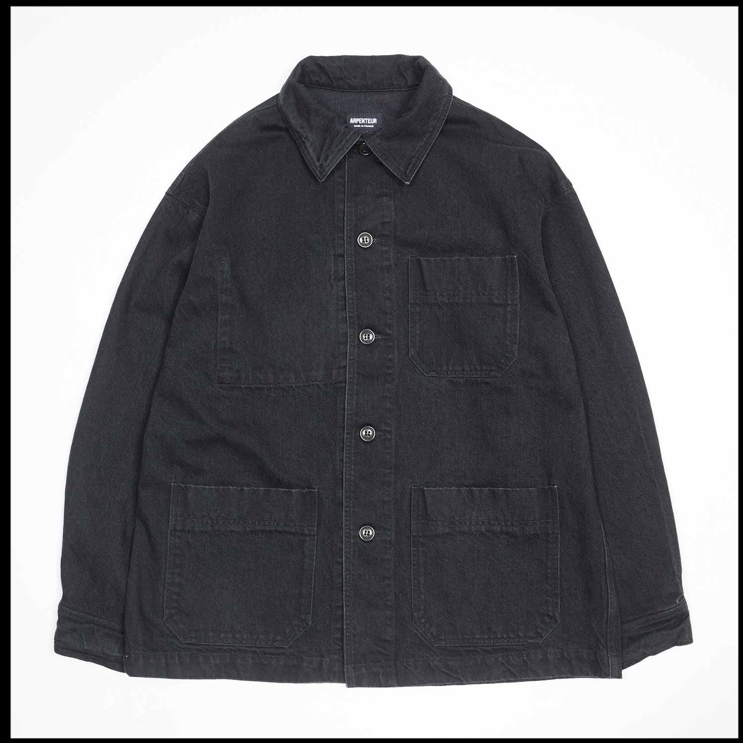ADN in Black color by Arpenteur