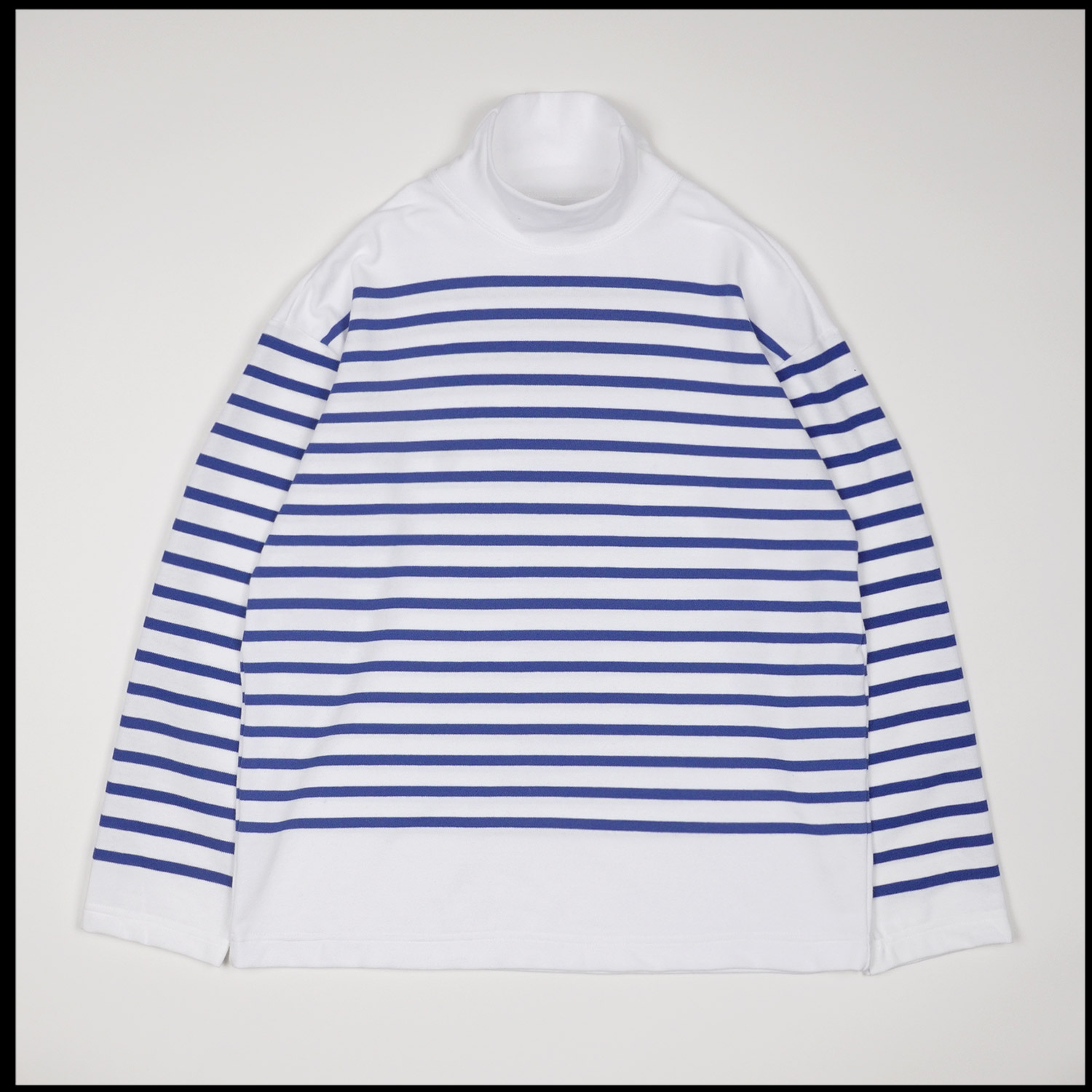 ORLO in White Blue Nautical color by Arpenteur