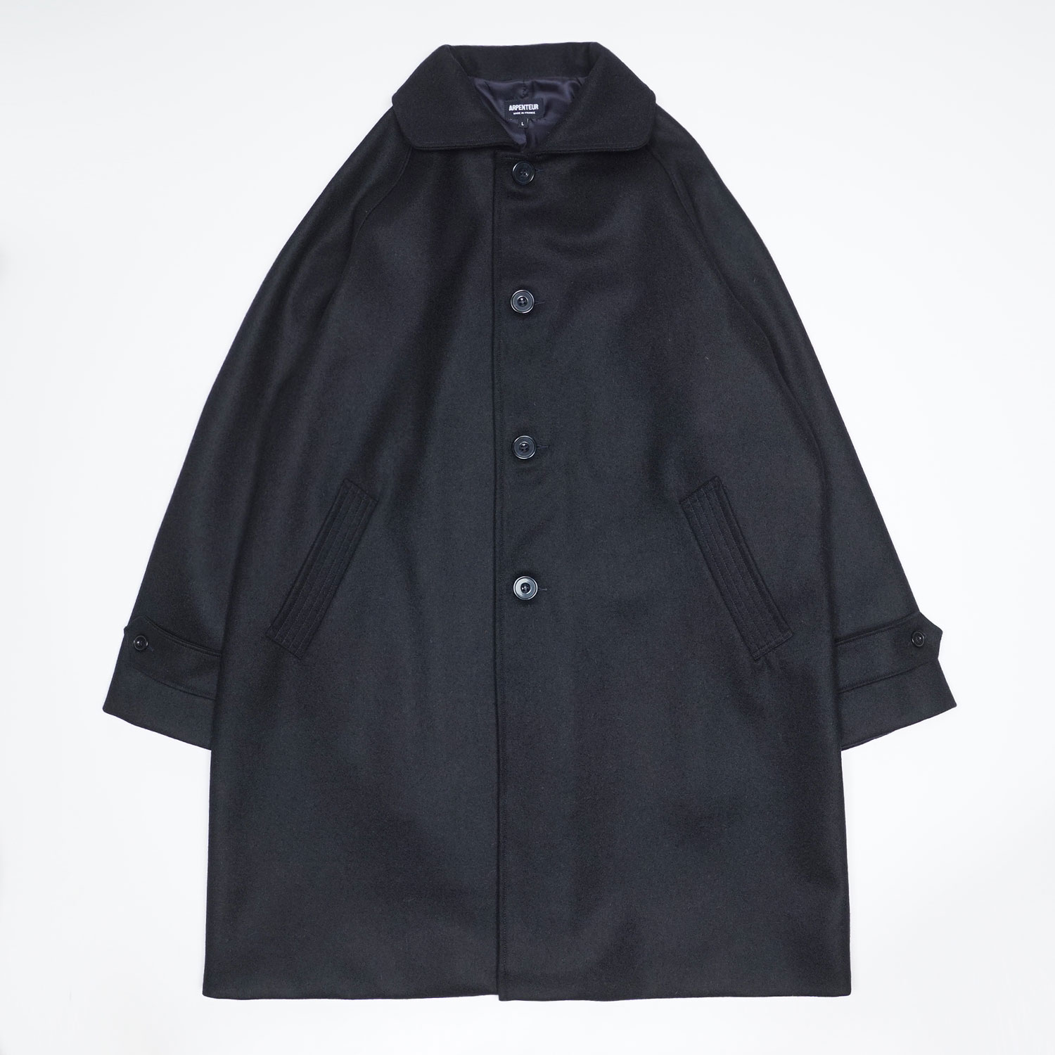 UTILE coat in Midnight blue color by Arpenteur
