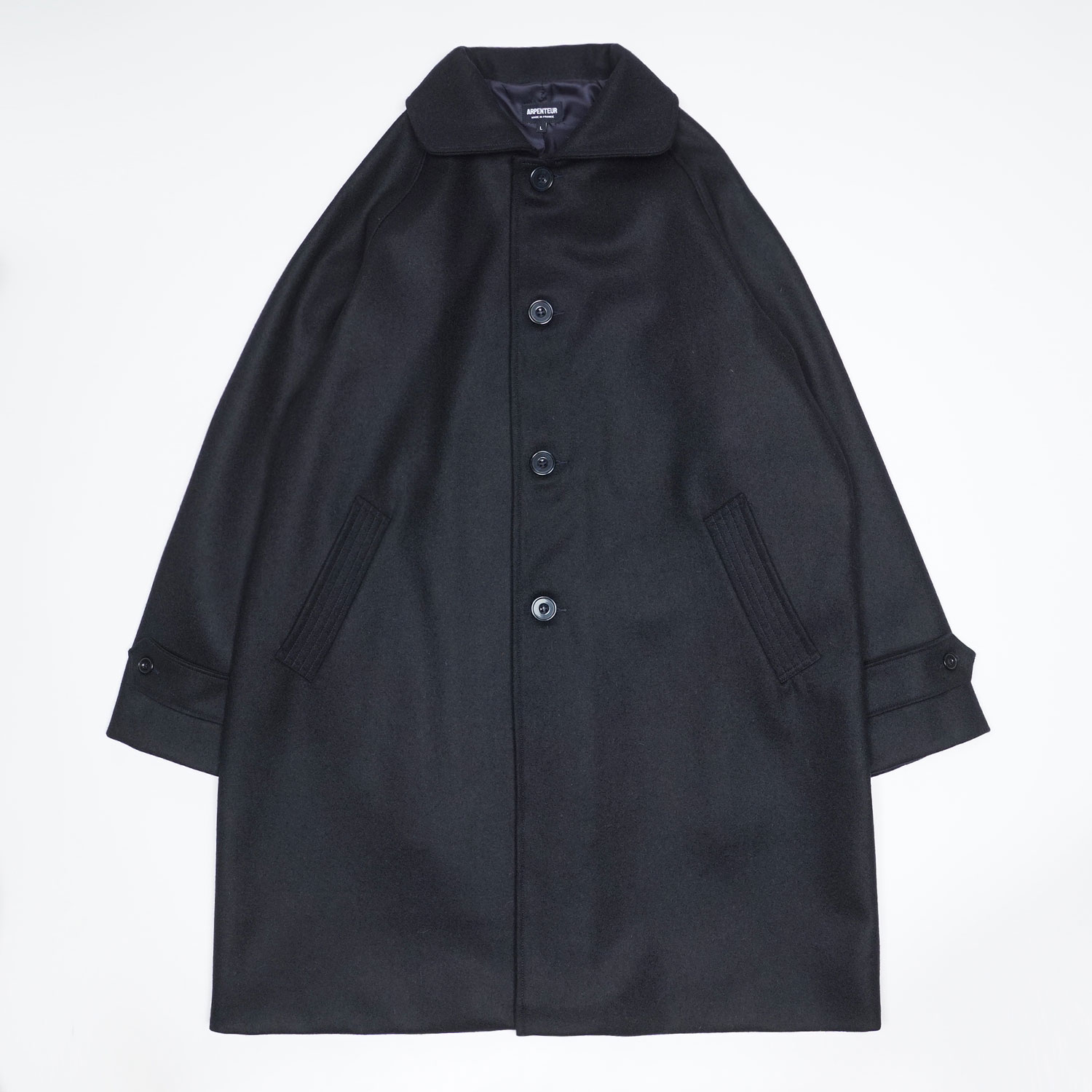 UTILE W coat in Midnight blue color by Arpenteur