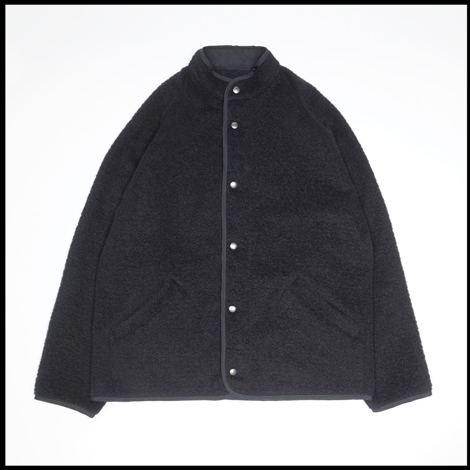CONTOUR W Jacket in Midnight blue color by Arpenteur