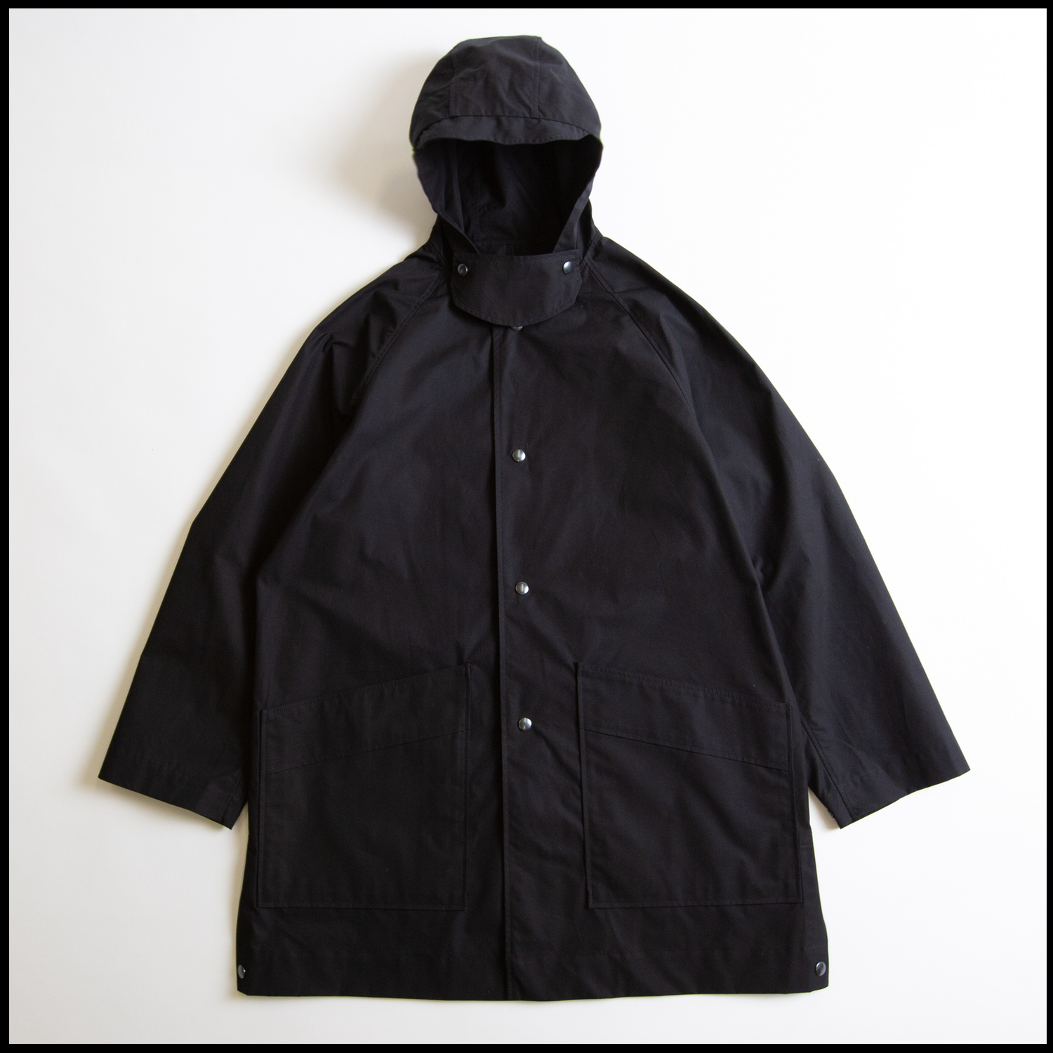 MEVI coloris Noir par Arpenteur