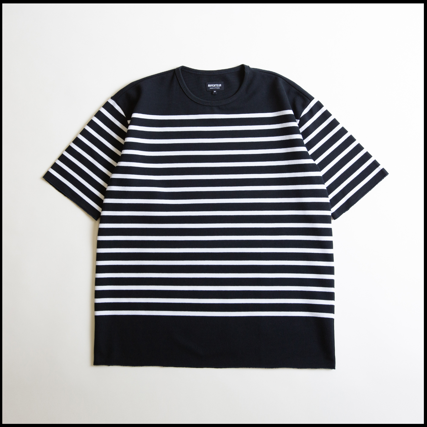 Pontus in Midnight blue/White color by Arpenteur