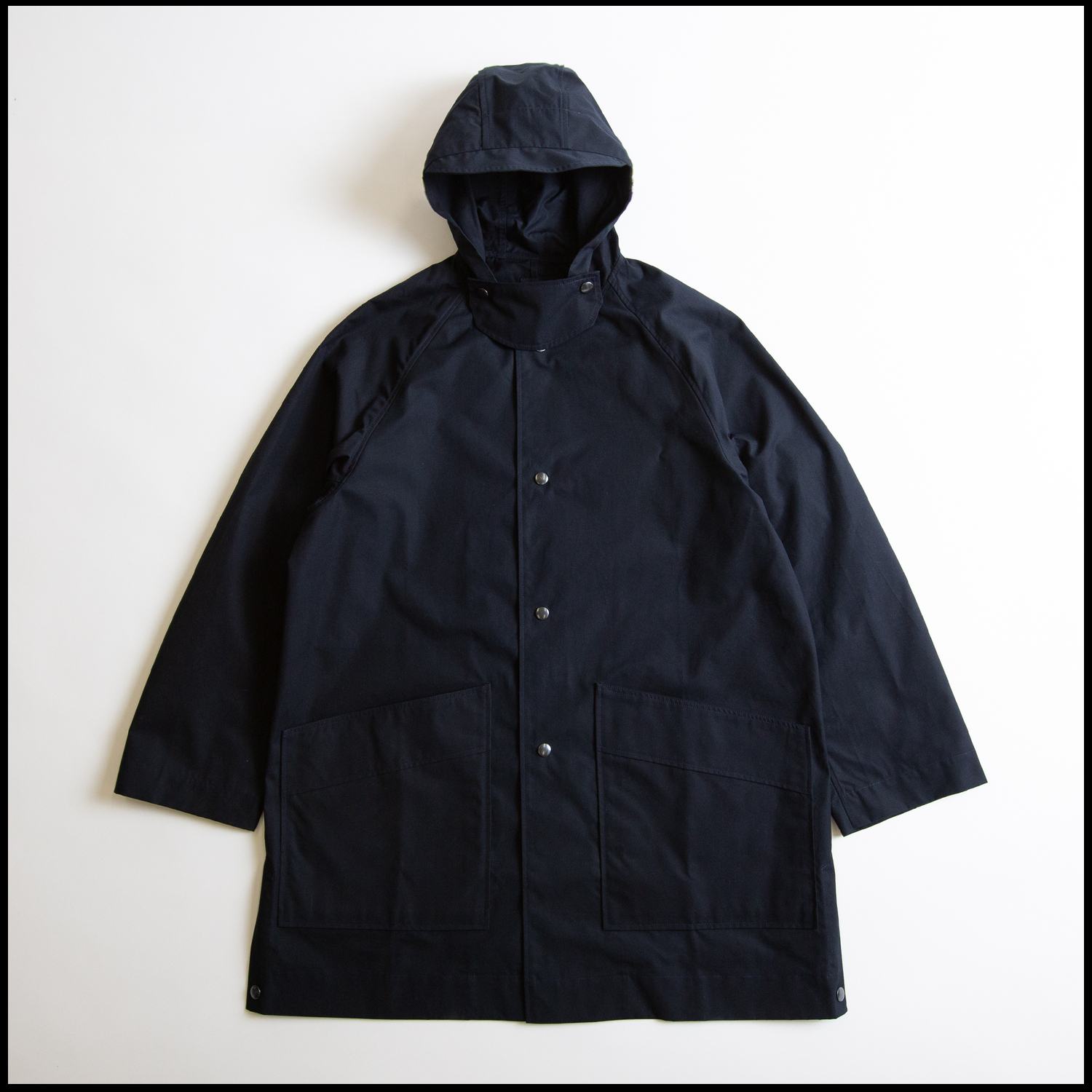 MEVI coloris Bleu nuit par Arpenteur