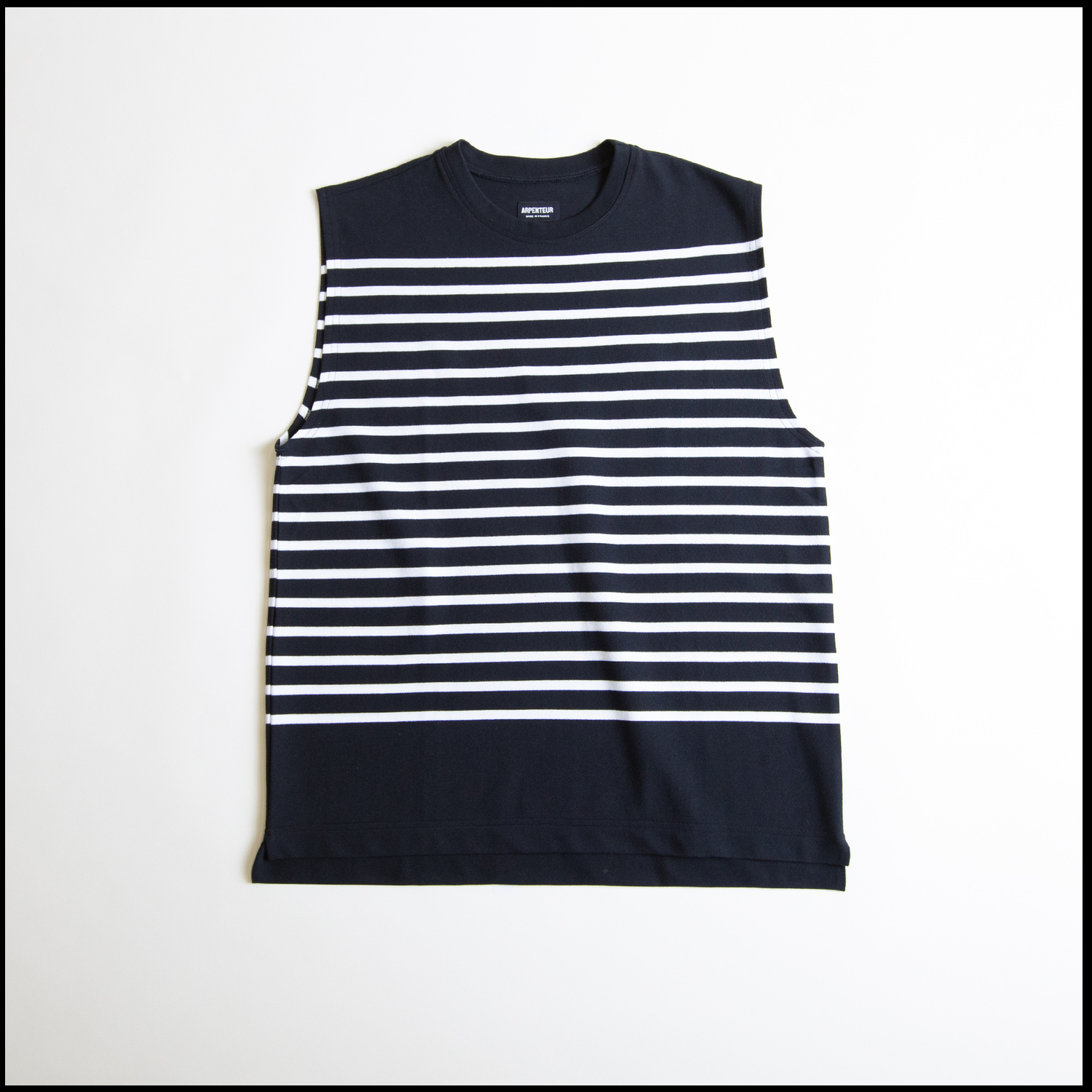 Aria in Midnight blue / White color by Arpenteur 