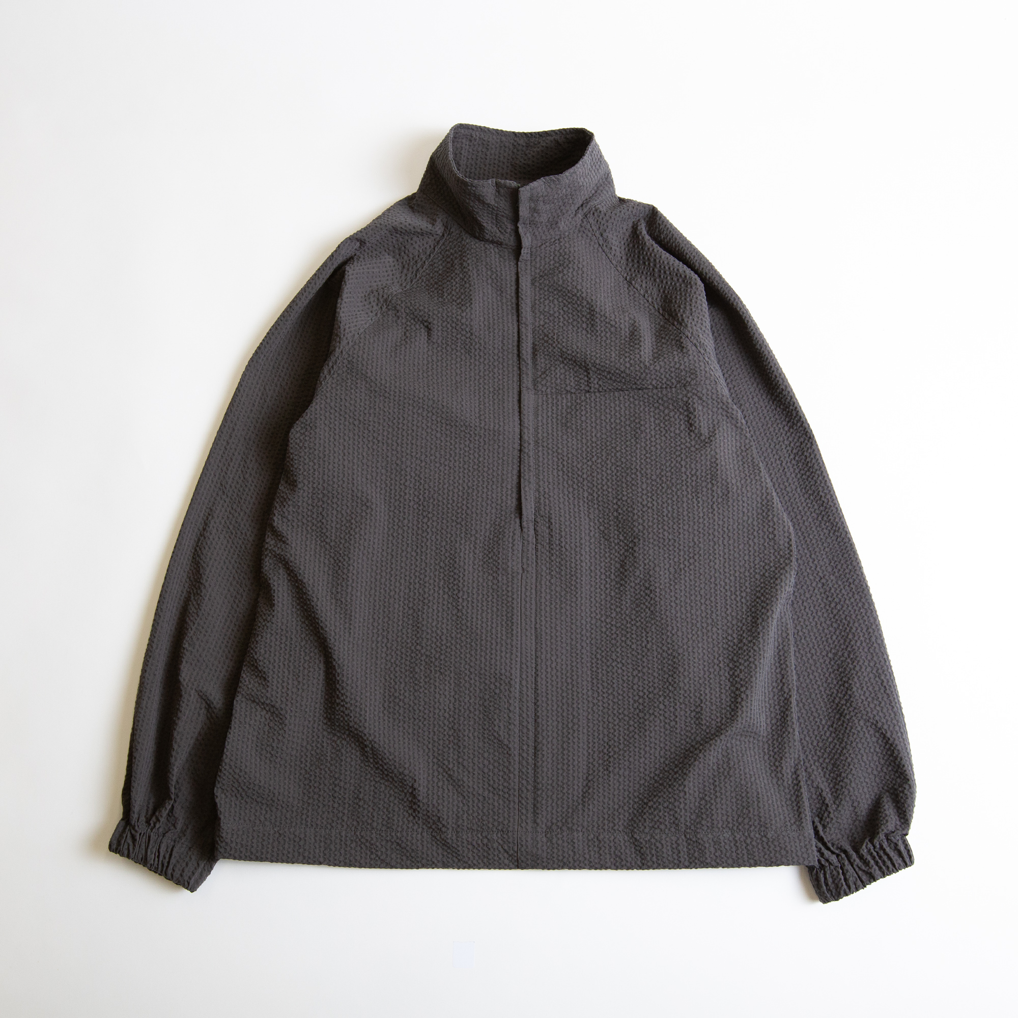 TRACK in Anthracite color by Arpenteur