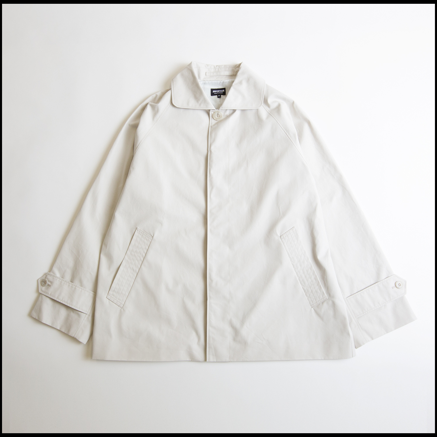 UTILE in Stone white color by Arpenteur