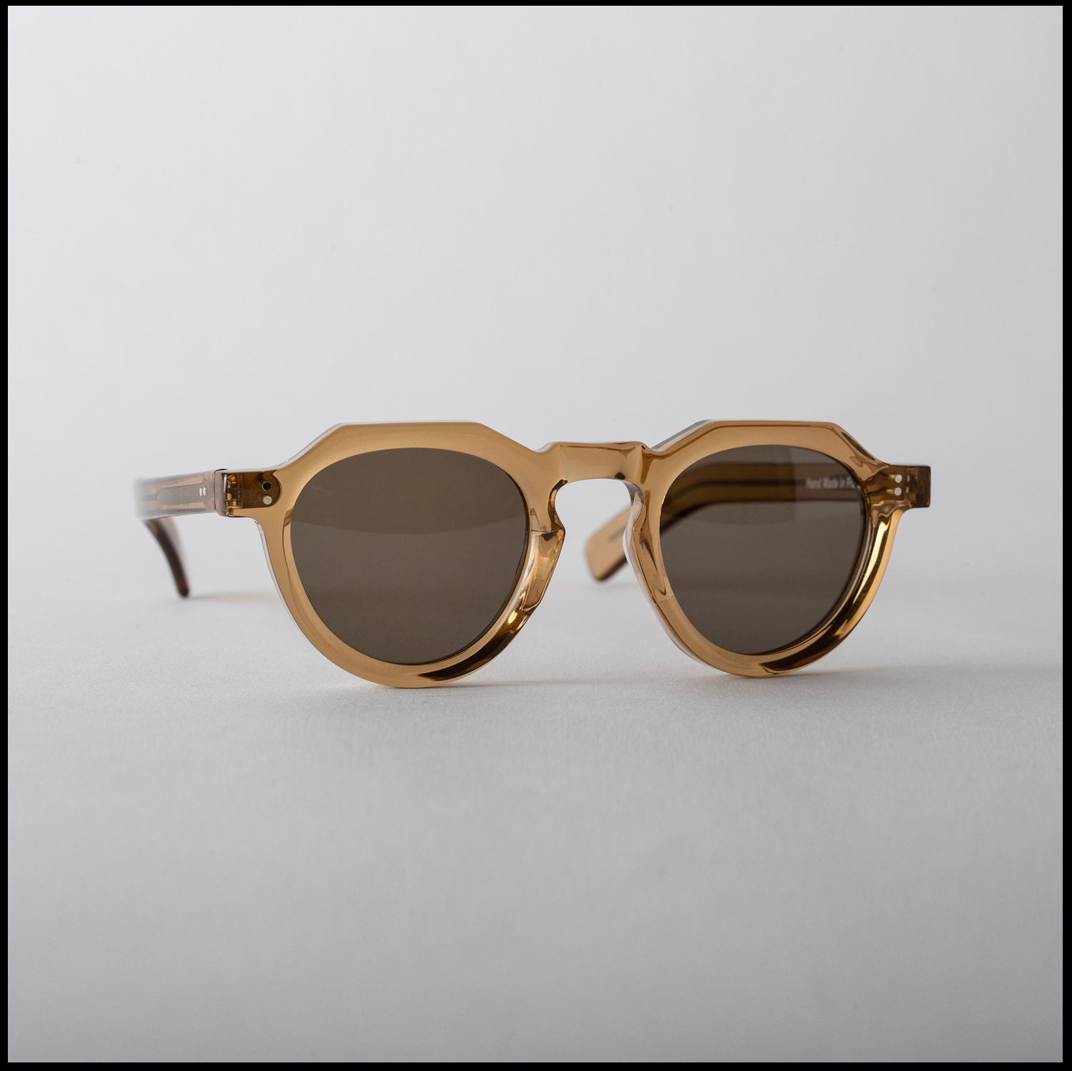 Lunettes MOD 01 coloris Hazelnut par Arpenteur