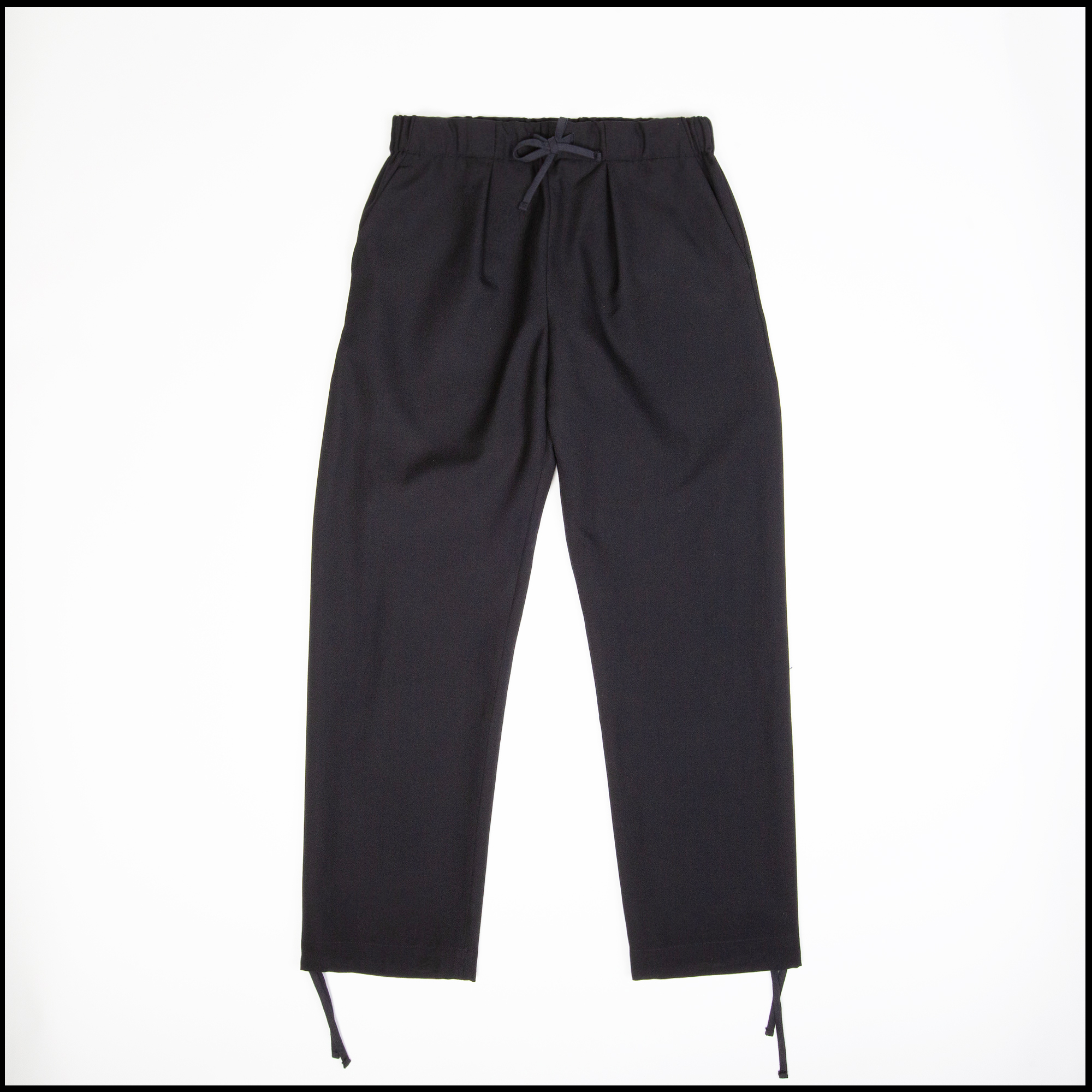 Pantalon TERRA coloris Bleu nuit par Arpenteur