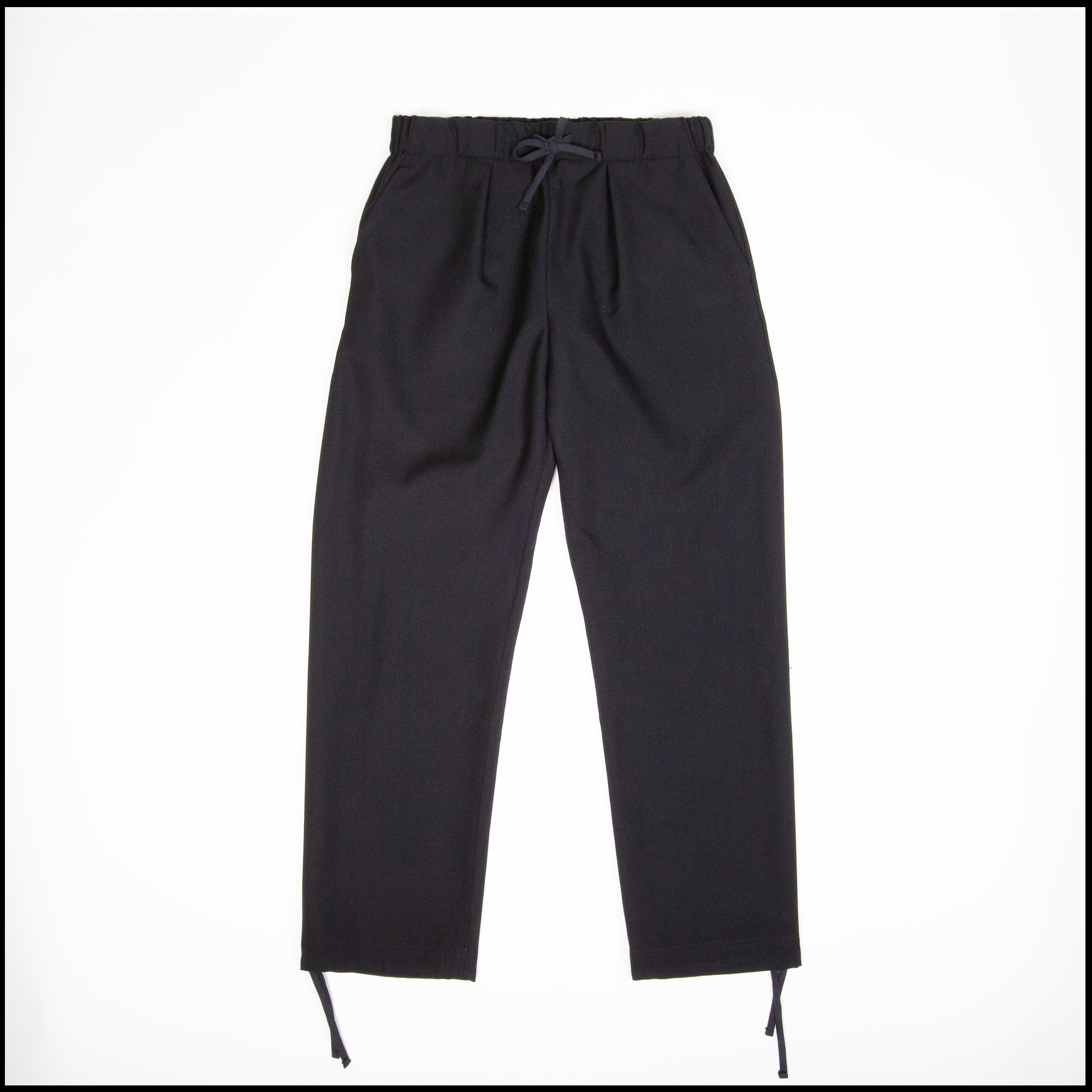 TERRA Pants in Midnight blue color by Arpenteur