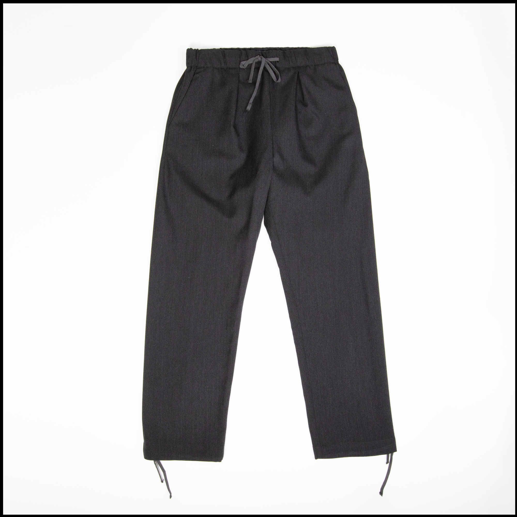 Pantalon TERRA coloris Anthracite par Arpenteur