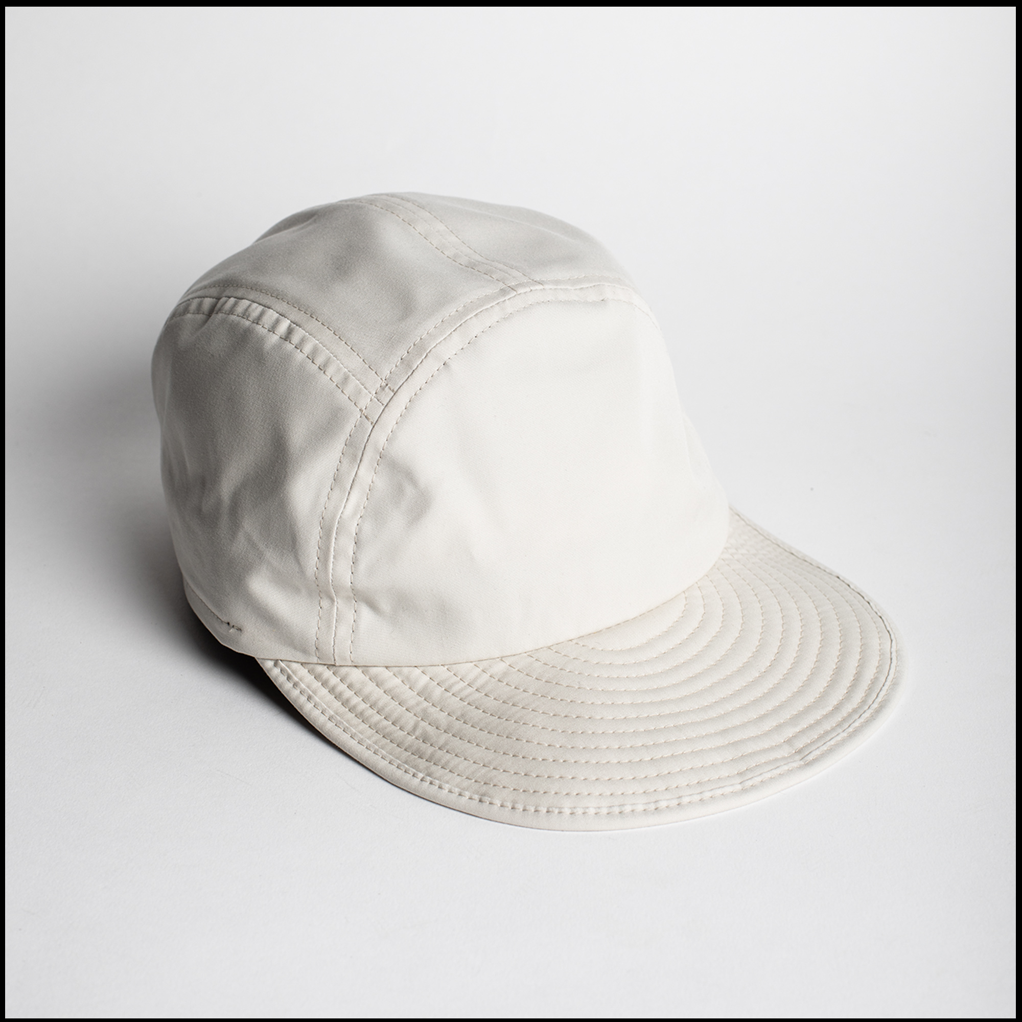 MARINA CAP in Stone white Ventile by Arpenteur